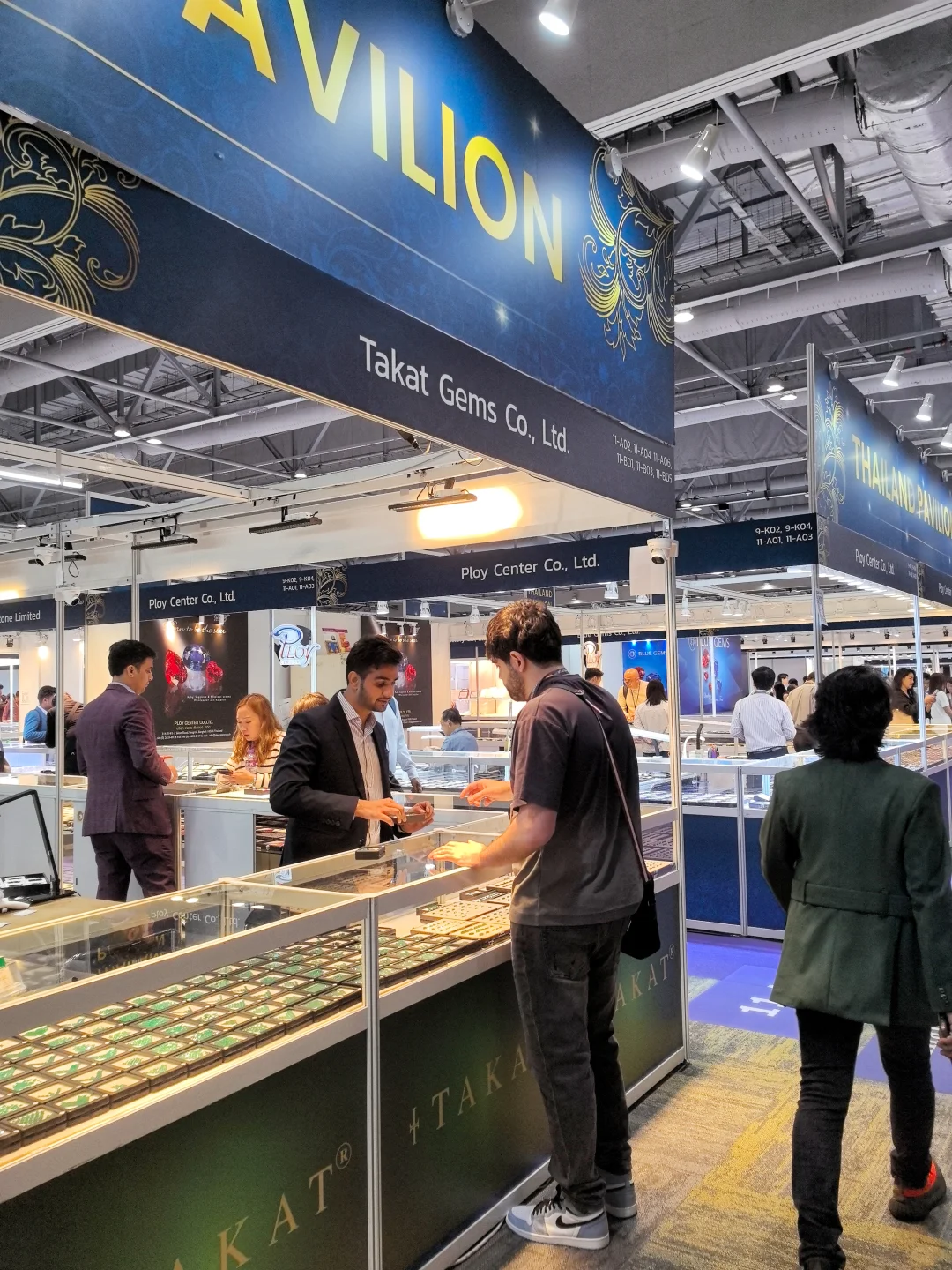 25年香港珠宝展火爆开幕，快来淘些好货…