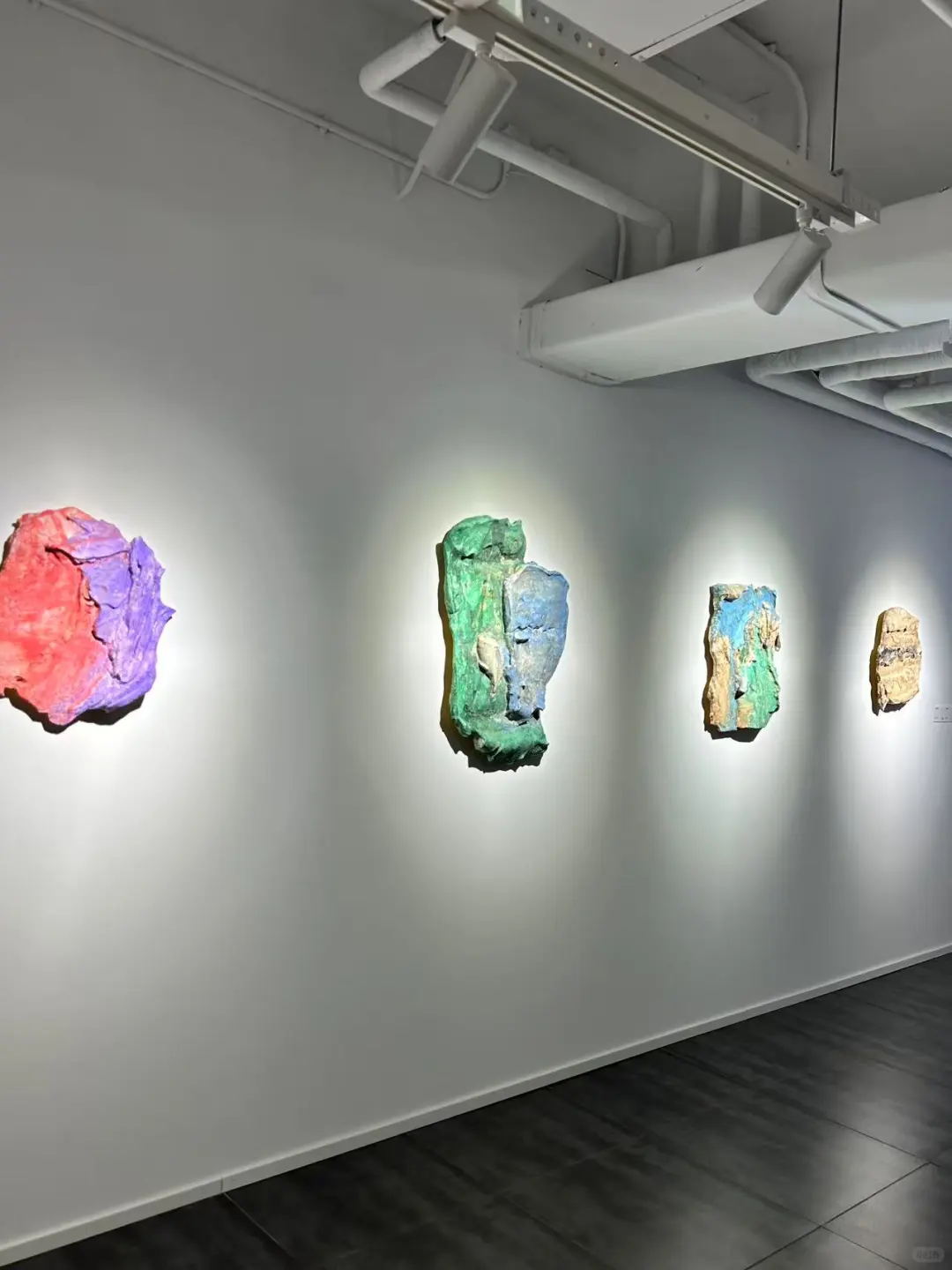 2025艺术家于羊个展 开幕成功