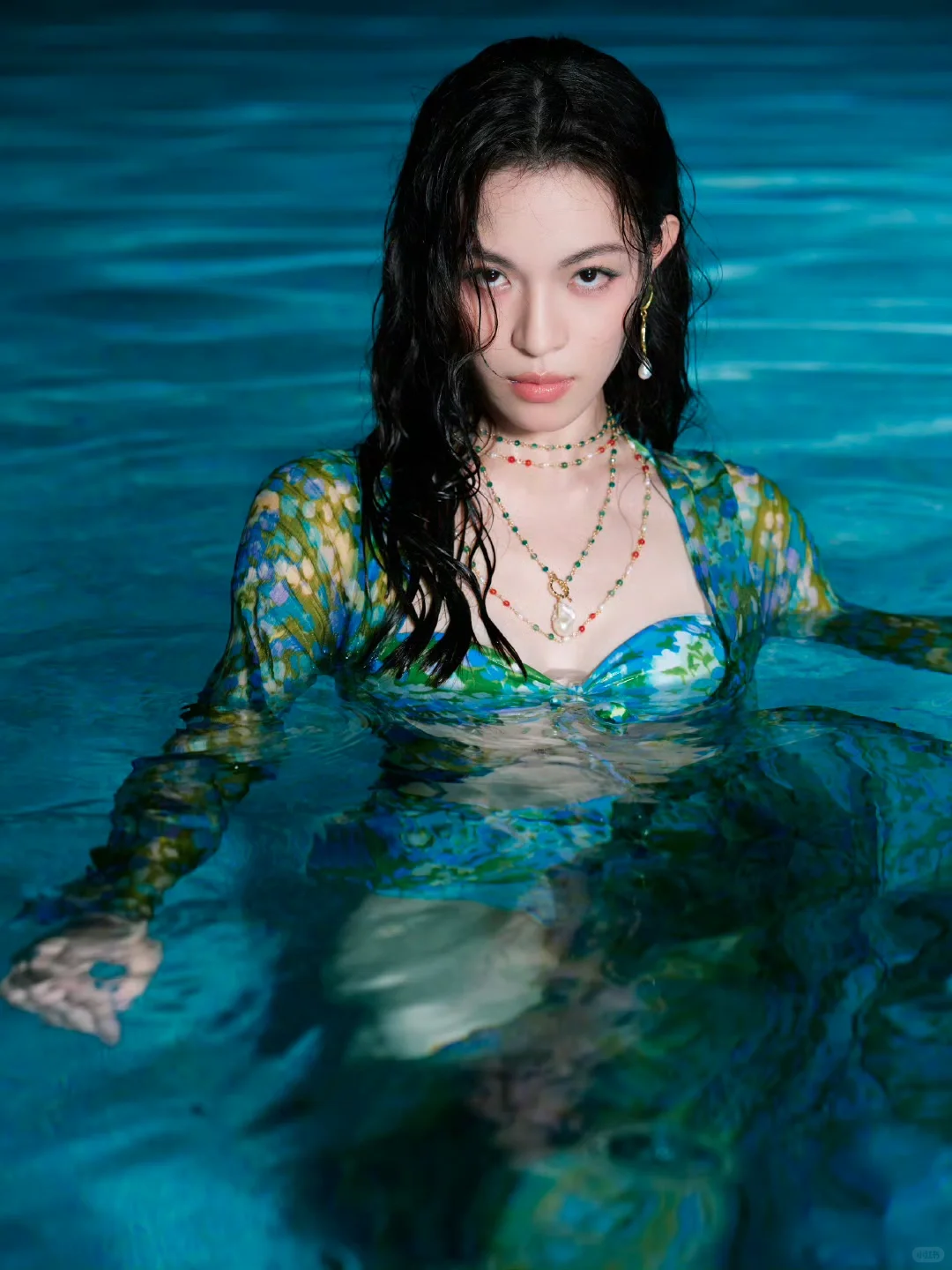 冷艳魅惑的海妖女王登场?