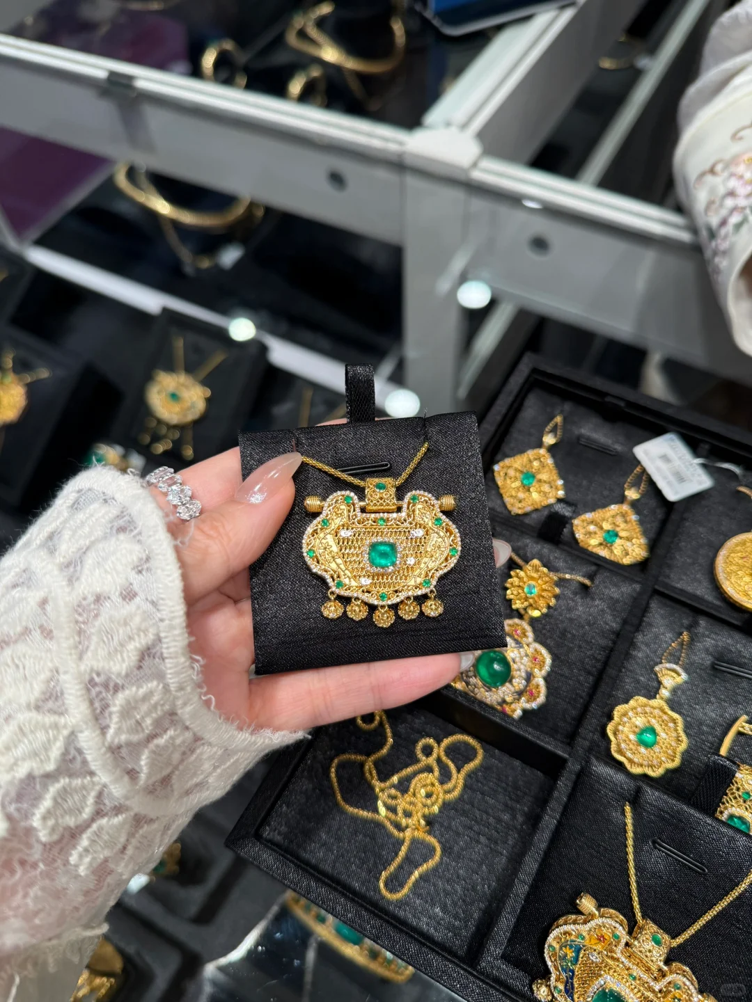 ??六月香港珠宝首饰展览会