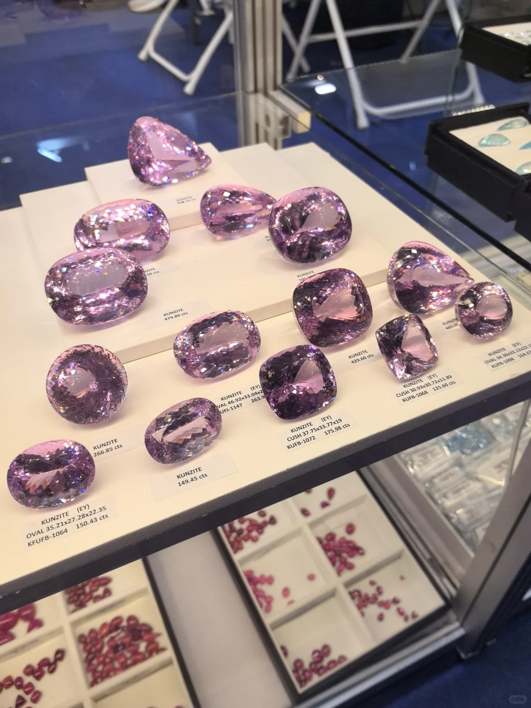 25年香港珠宝展火爆开幕，快来淘些好货…