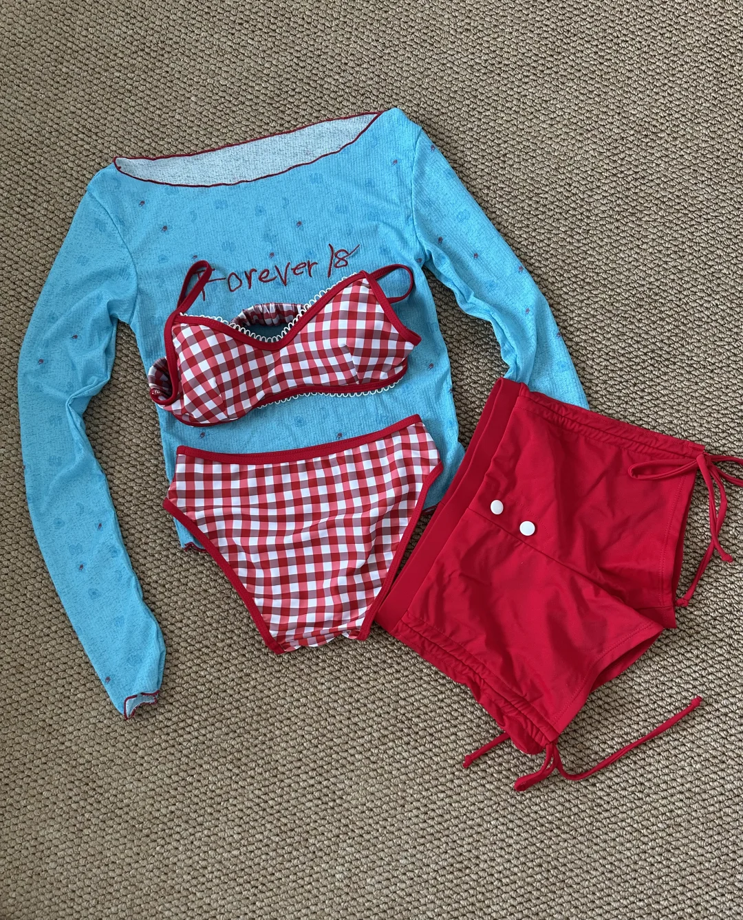 ins风泳衣，真的太好看了吧～