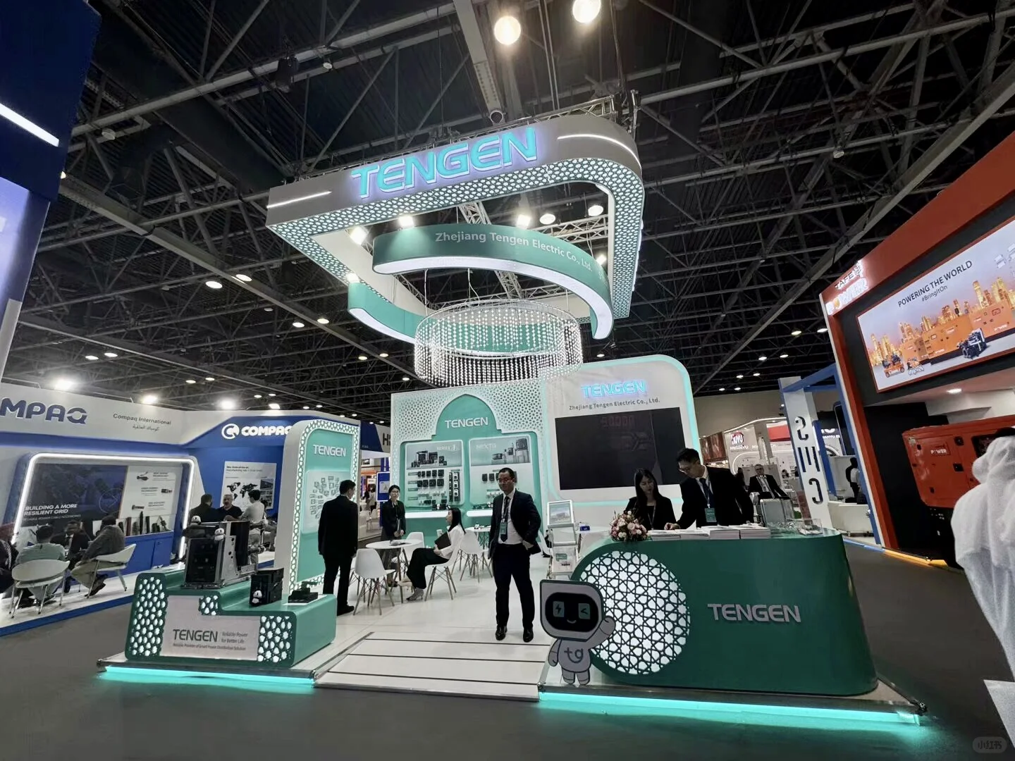 迪拜?|电力展台大放异彩，都吼吼看鸭?