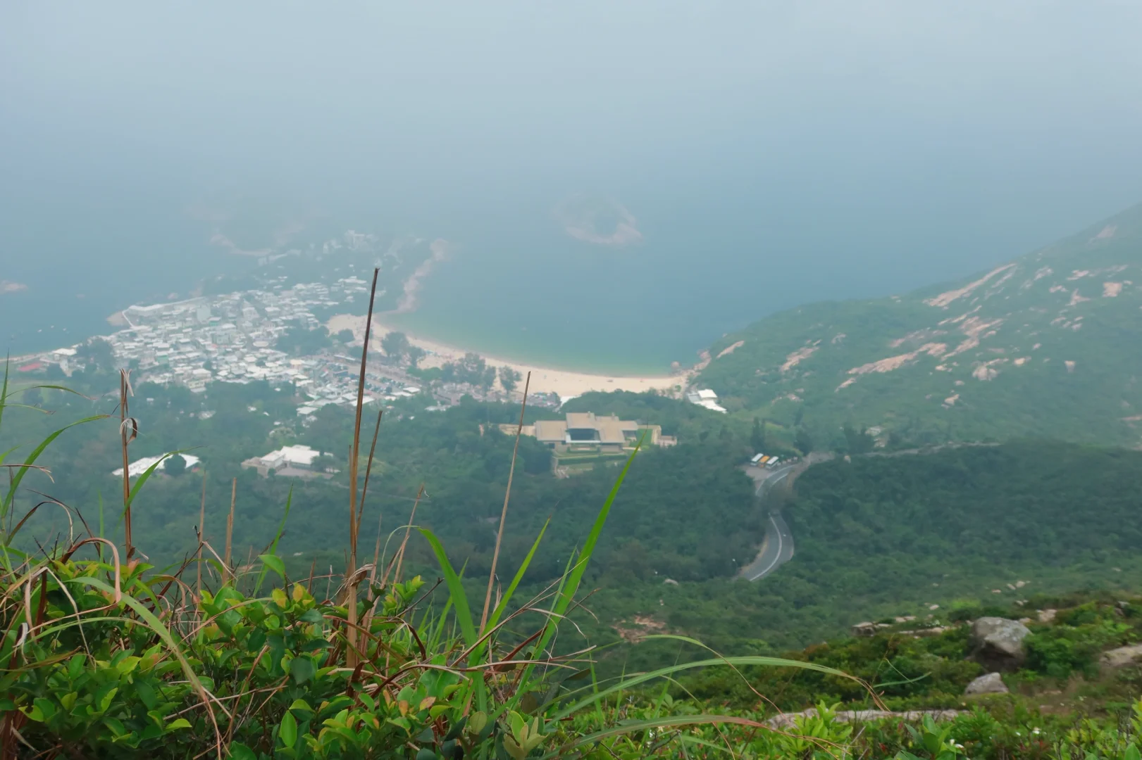 在香港穿吊带徒步，get了穿衣自由的爽感