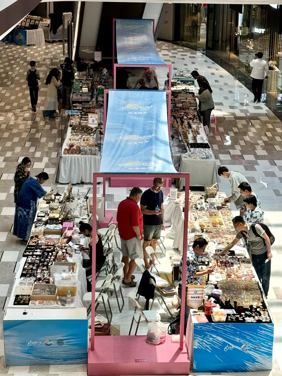 济南人来见世面了。。。。。。好好逛啊！！！！