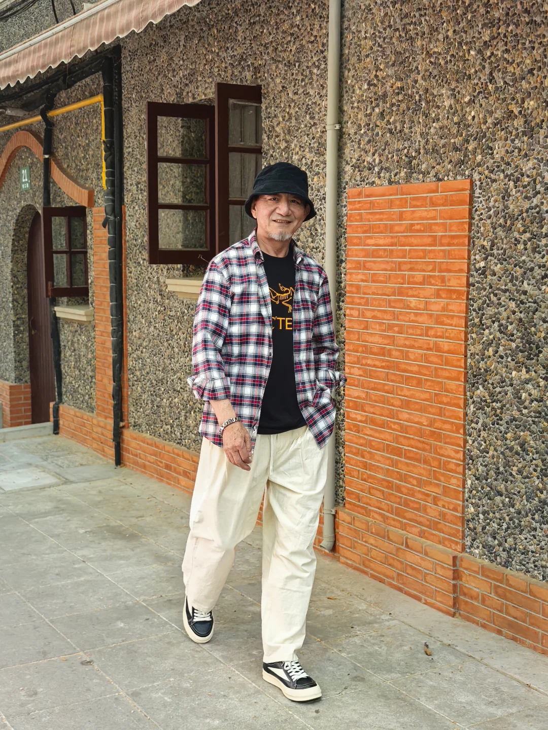 71岁 为什么不能穿衣自由？