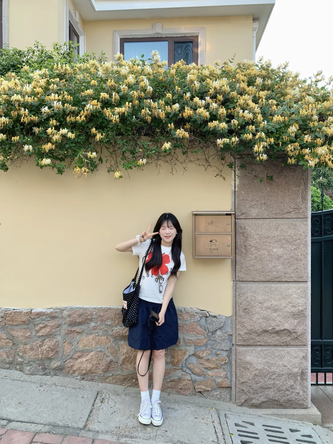 ????关于我在青岛的?套漂亮衣服~