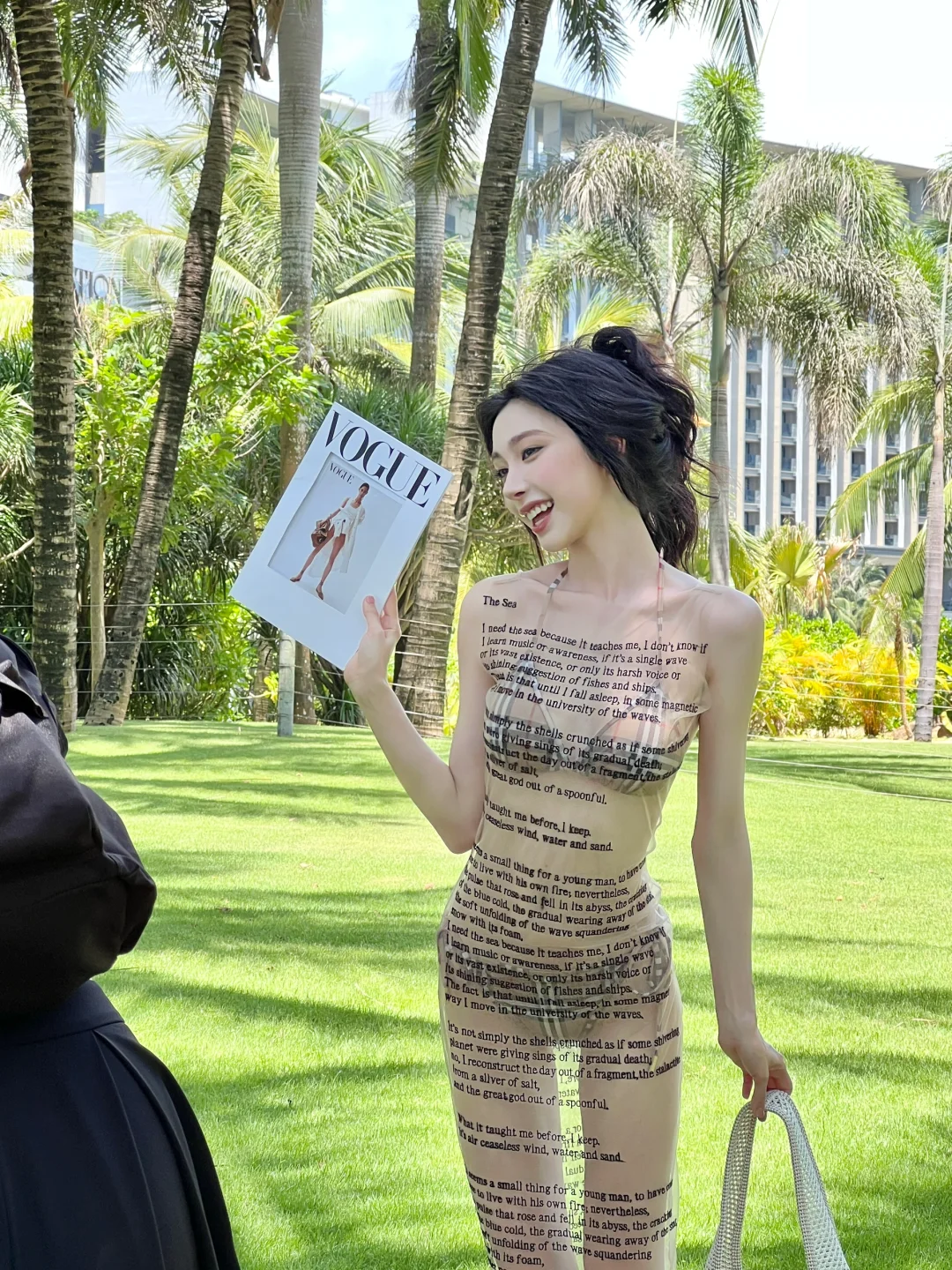 瞳孔震惊！梦玲也太瘦了