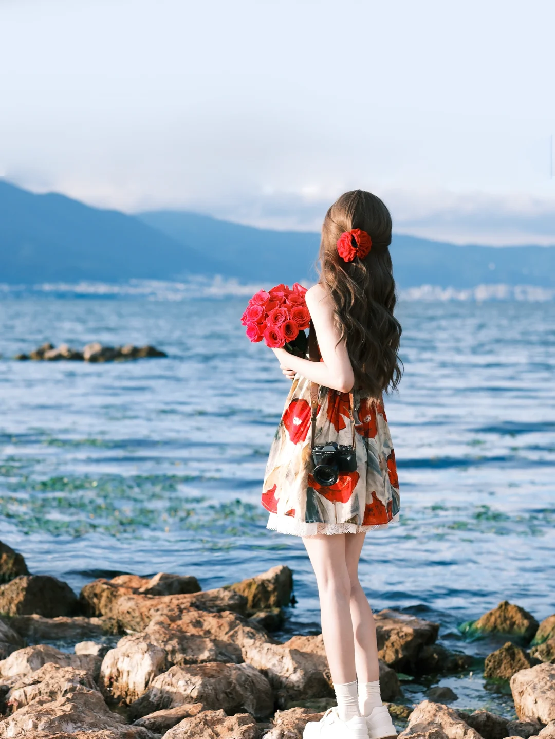 海边拍照 ｜不露脸夏日蓝调氛围感 ｜胶片滤镜