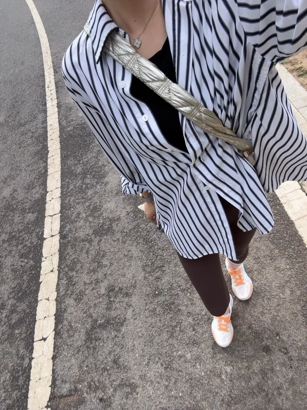 自由路上没有任何捷径