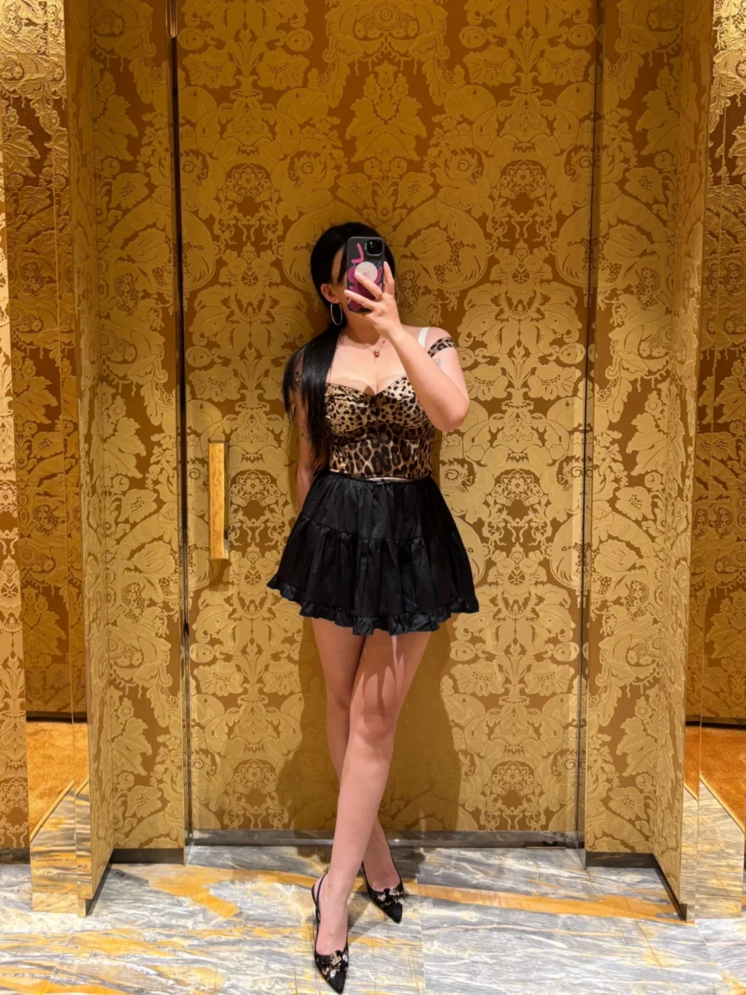 优雅是底色 野性是本能