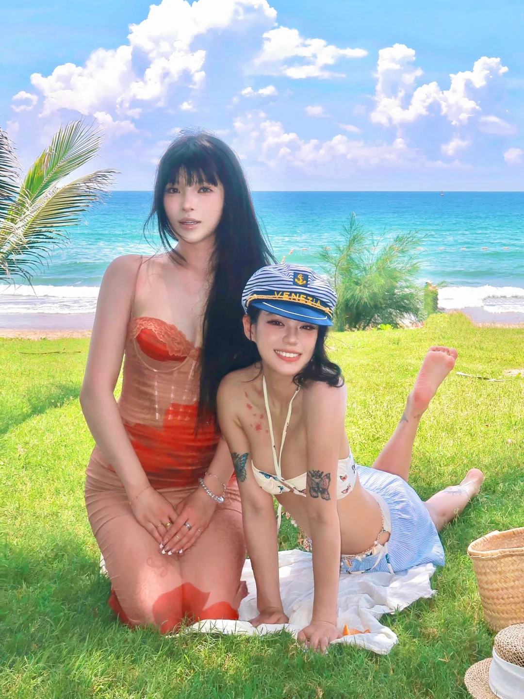 双人辣妹海边拍照灵感♪ ??和姐妹一起美?
