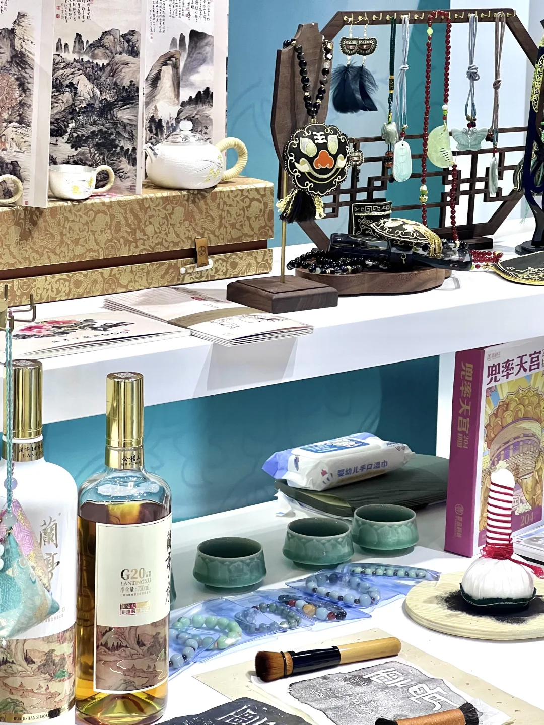 跟着绍兴文创来到了深圳展会！！！