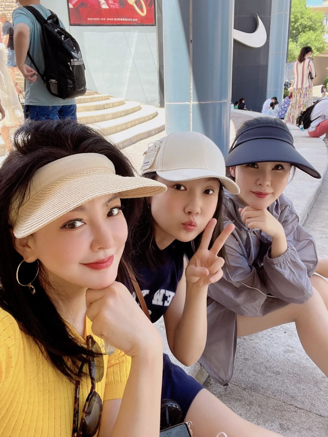 千万不要小看到了40+还依然漂亮的姐姐们