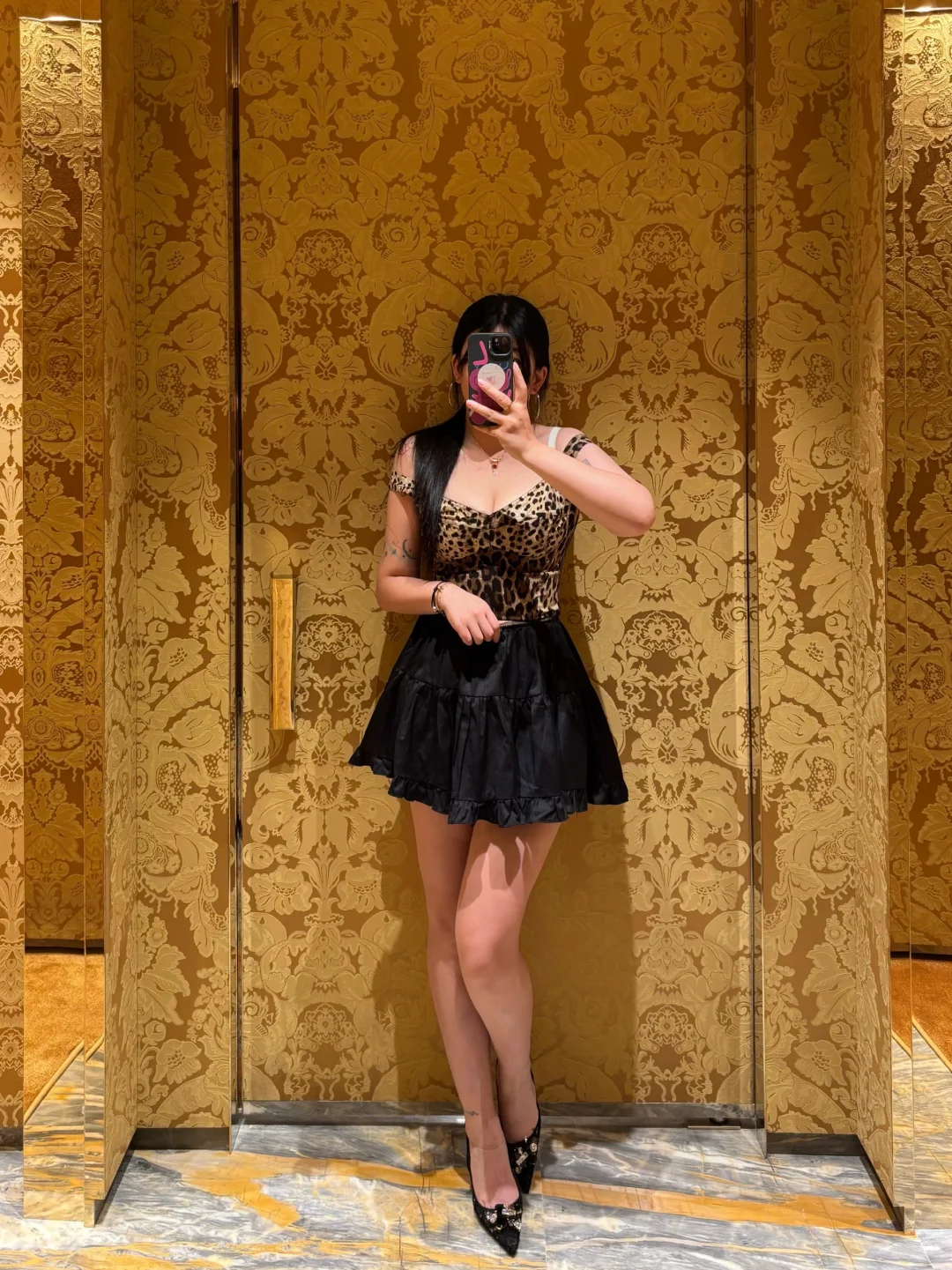 优雅是底色 野性是本能