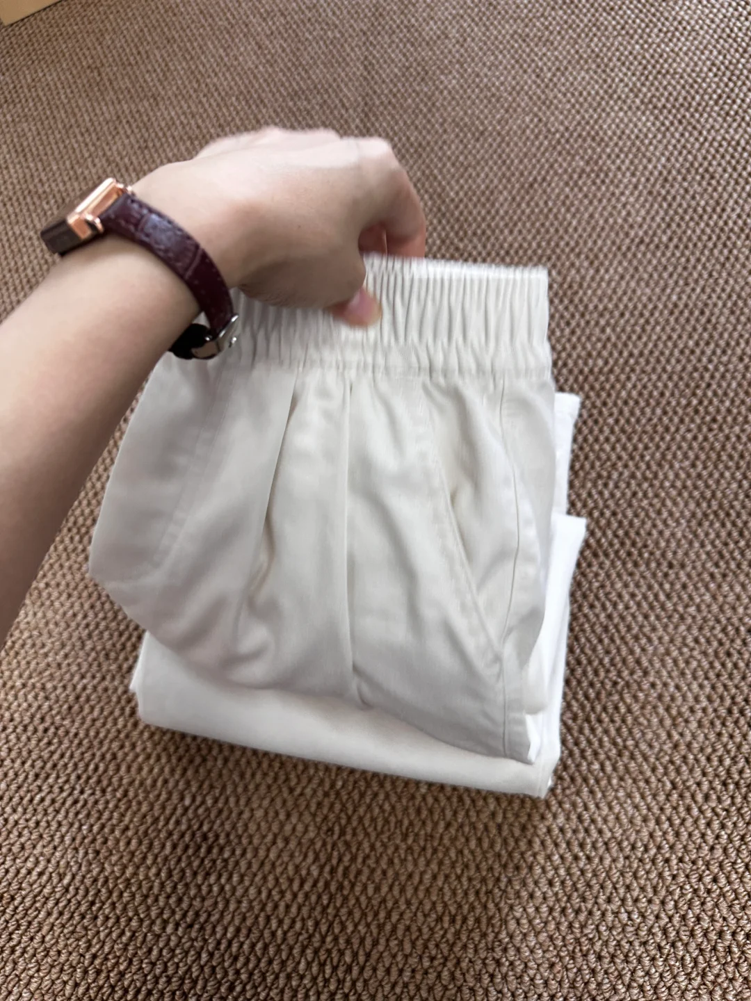 ?办公室姐妹团购了10条的夏天通勤神裤！☁️