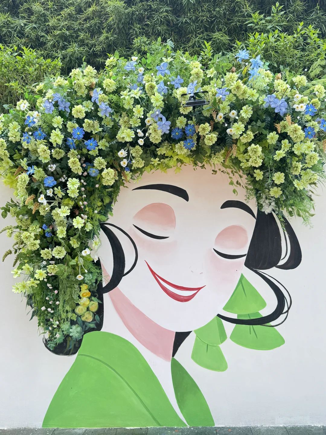 深圳福田也有簪花女孩啦❗️地铁会展中心d口