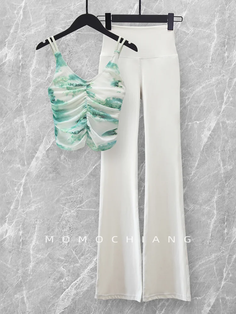 不是我说❗️这瑜伽服来报恩的吧❗️很开门❗️