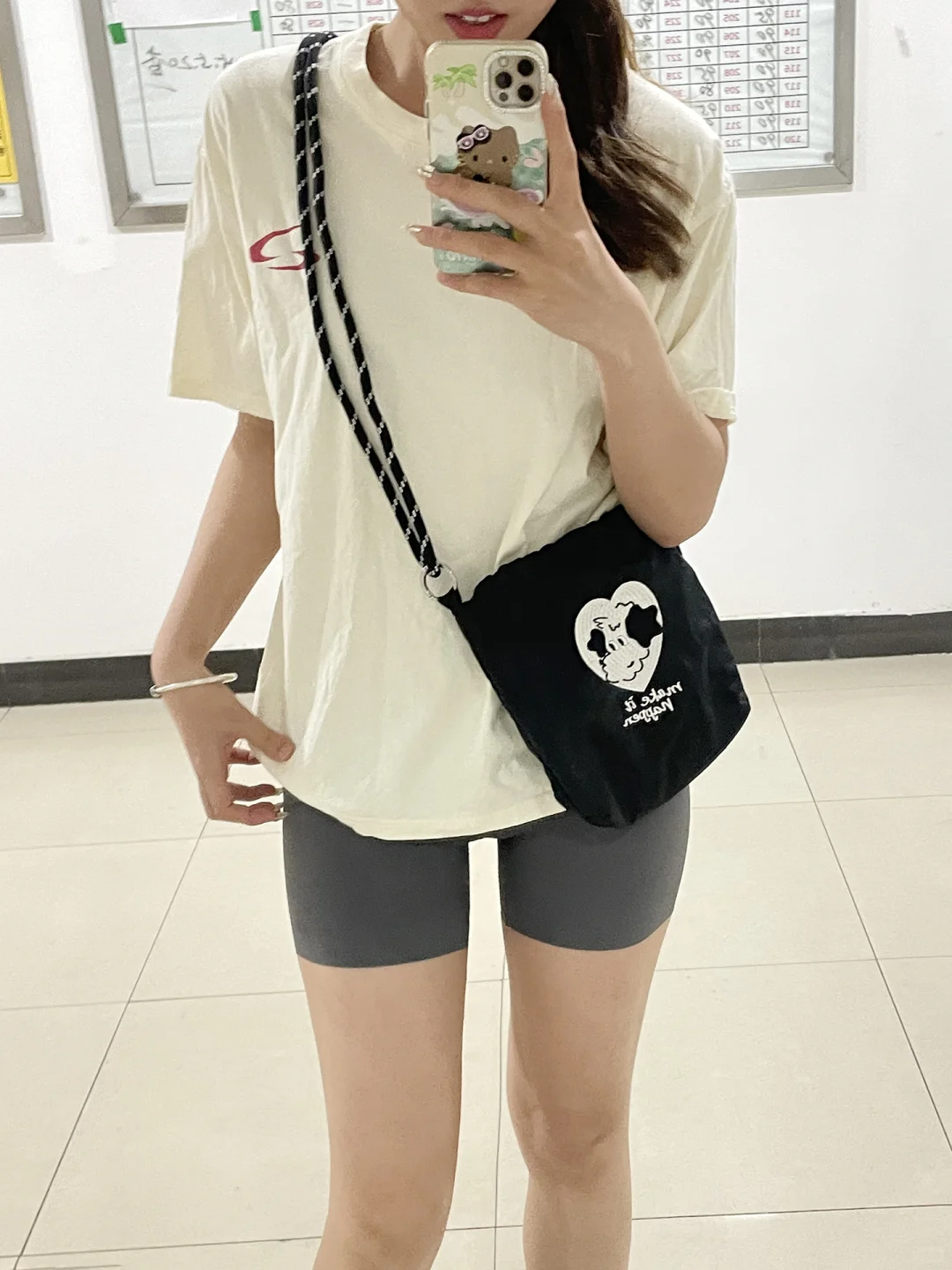 灰瑜伽裤逛gai太香了！显瘦百搭大长腿?