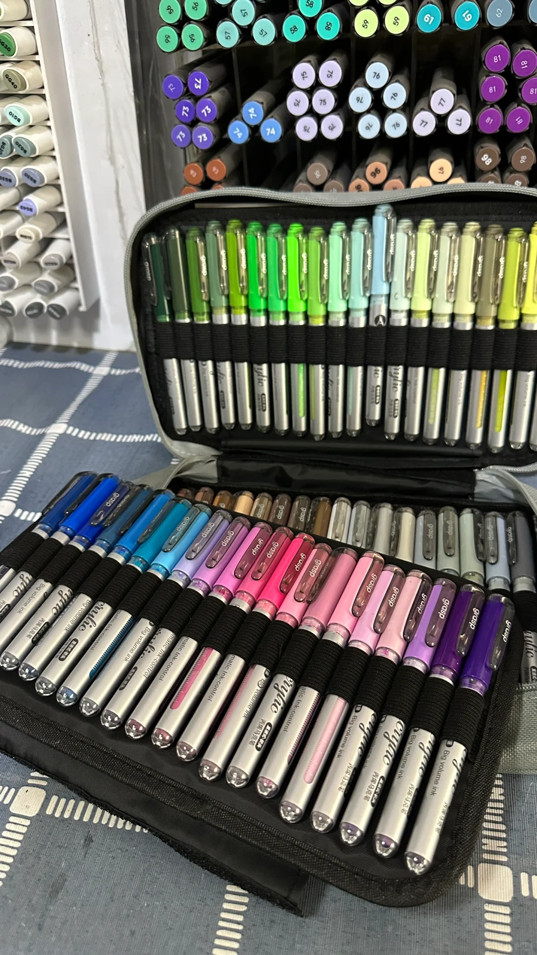 上新就卖爆的丙烯马克笔⁉️ 团购价❓