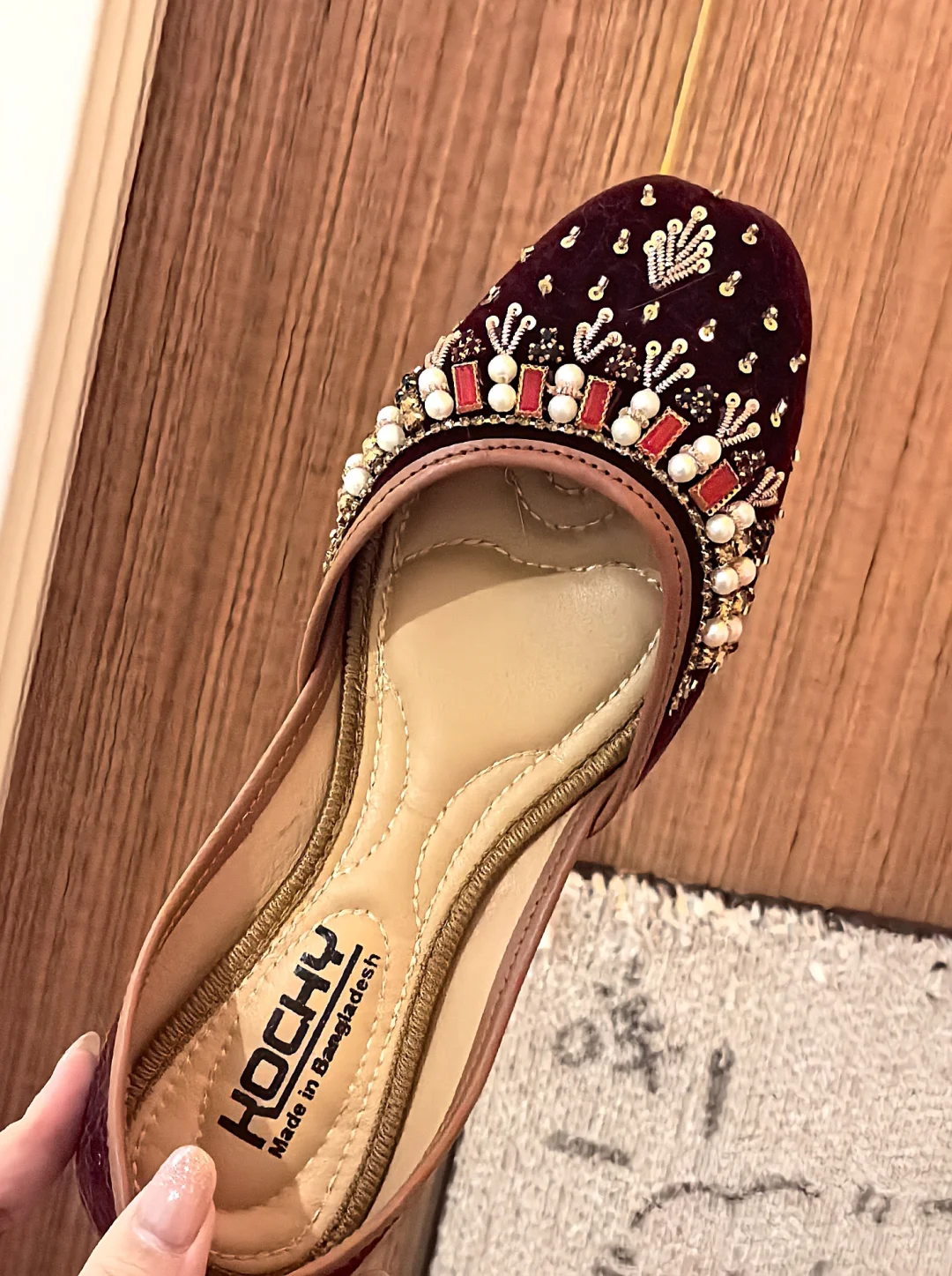 在南亚博览会买到了真皮底鞋子