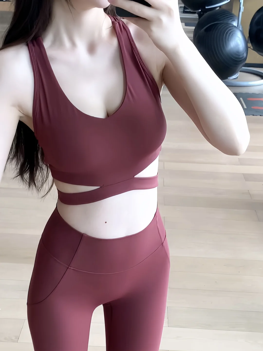 交叉设计感⛽️辣妹风瑜伽服套装也太美了