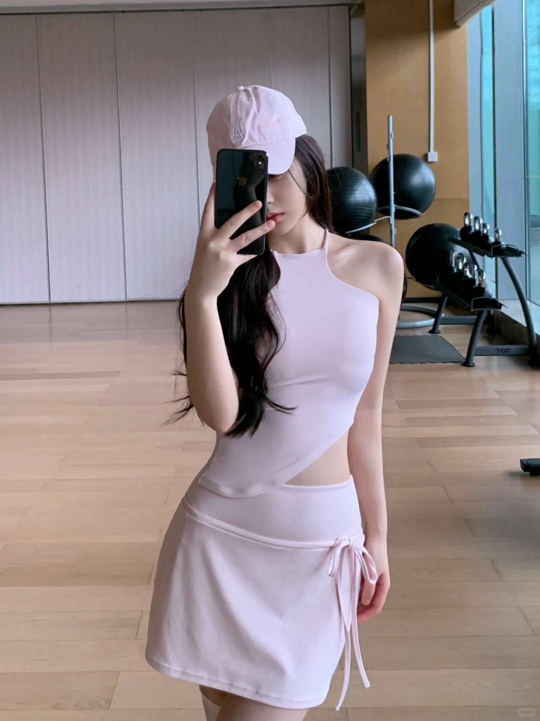 太出彩惹❤️‍?显身材有设计感?色瑜伽服套