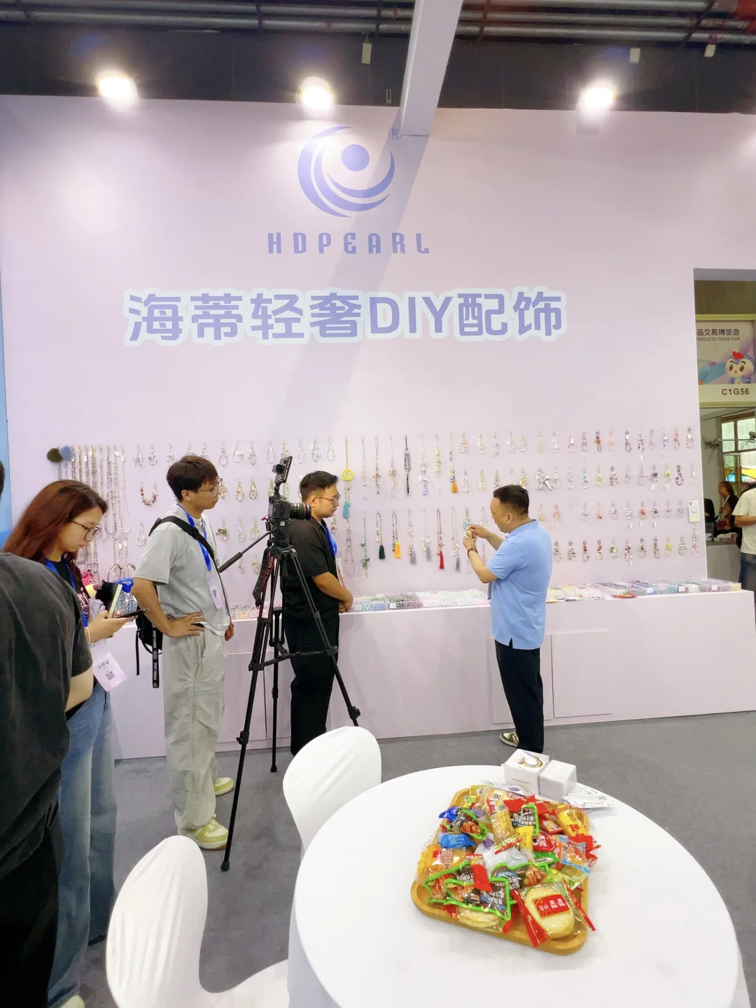 在义乌潮玩馆，我把手机拍没电了❗️❗️