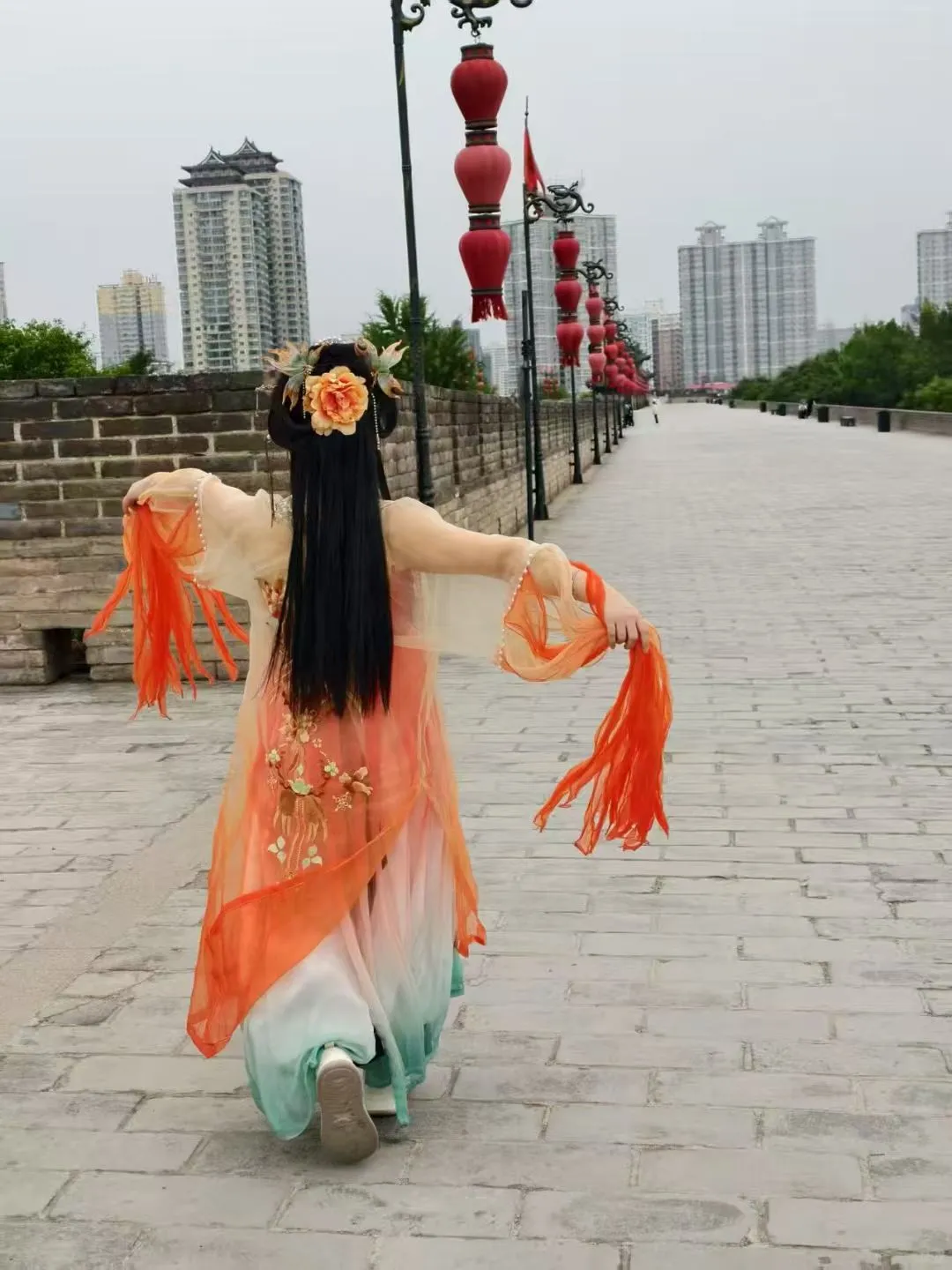 城墙战袍被群嘲？？成片美到窒息??