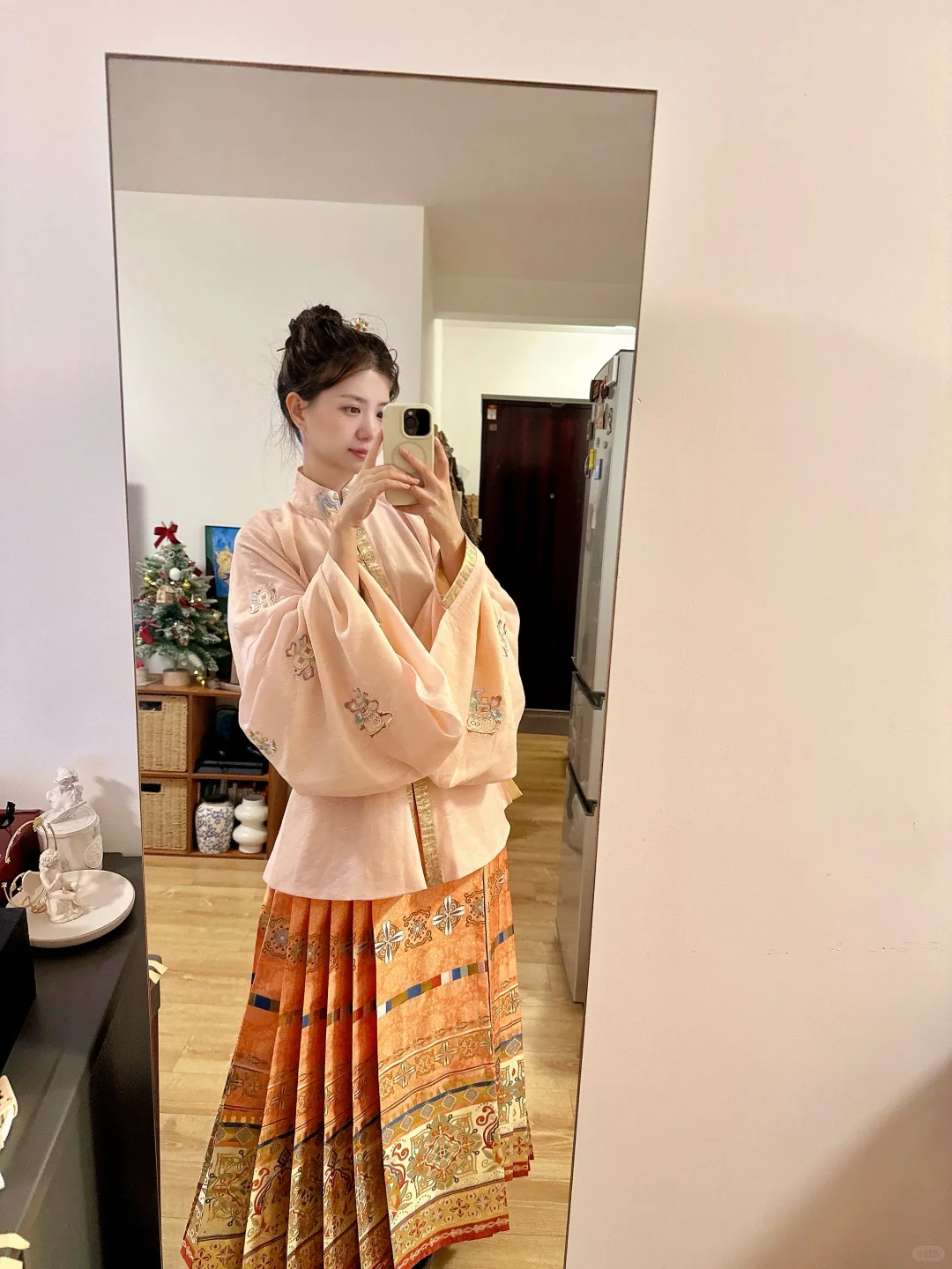 终于确定了我的除夕汉服战袍！