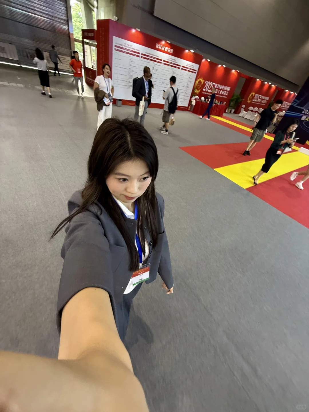 陶瓷展外国展位Day1 老板超温柔！?词汇积累