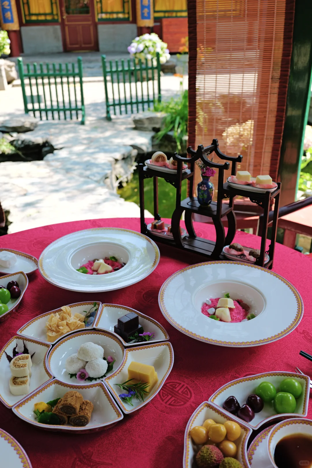 京城穿越体验?穿熹妃战袍享宫廷御品下午茶