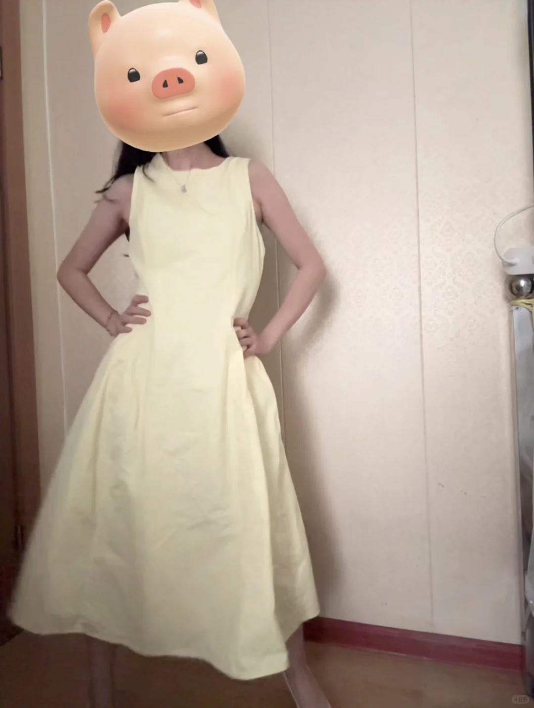 突然get到了女装流行无袖的原因