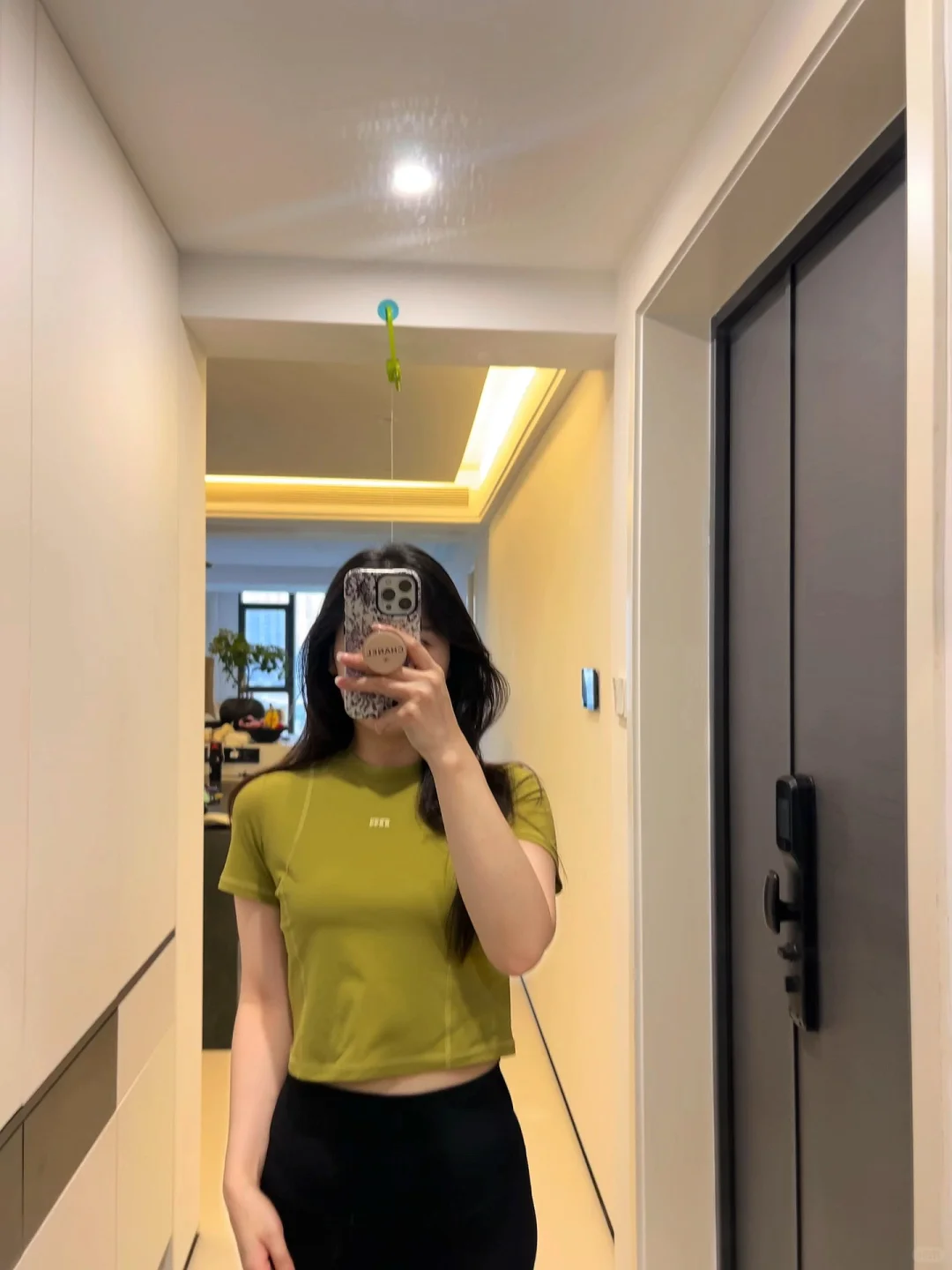 二胎宝妈显瘦显白瑜伽服