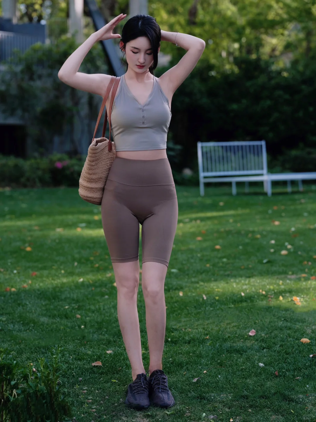 175 46kg又是爱上瑜伽服的一天?