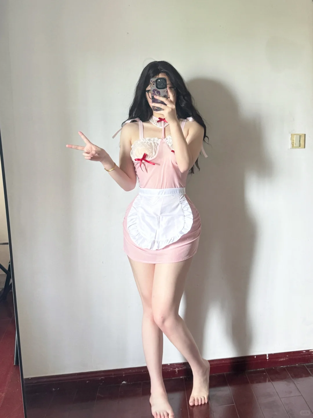 左滑帮我上身、老婆们