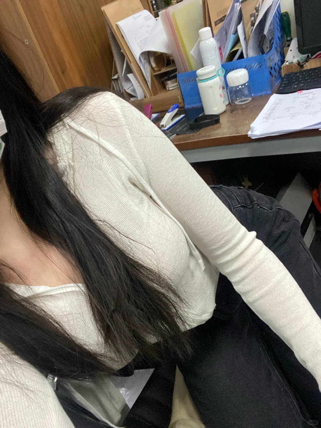 当奔驰销售小姐姐下班