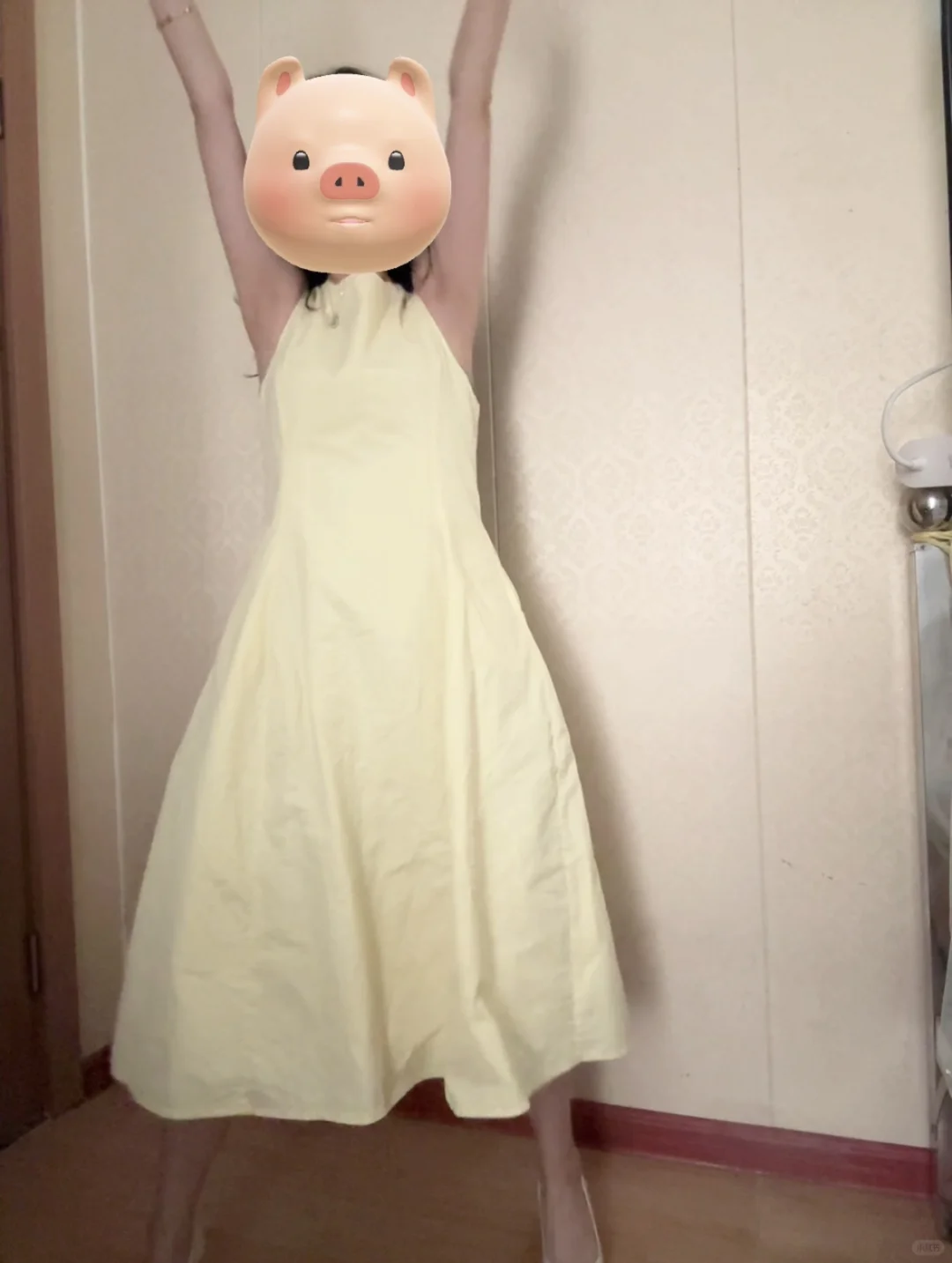 突然get到了女装流行无袖的原因