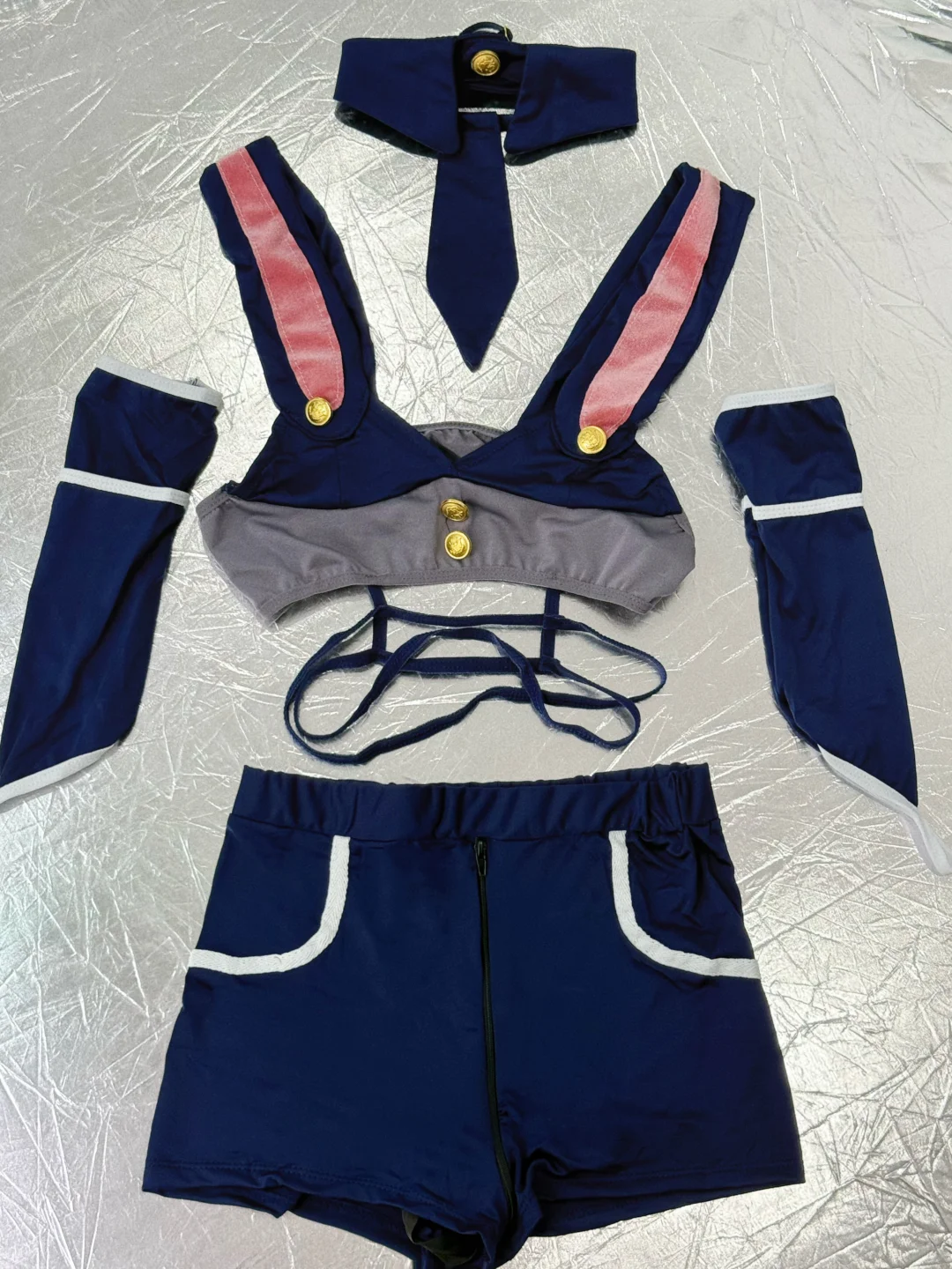 这小衣服，有点东西