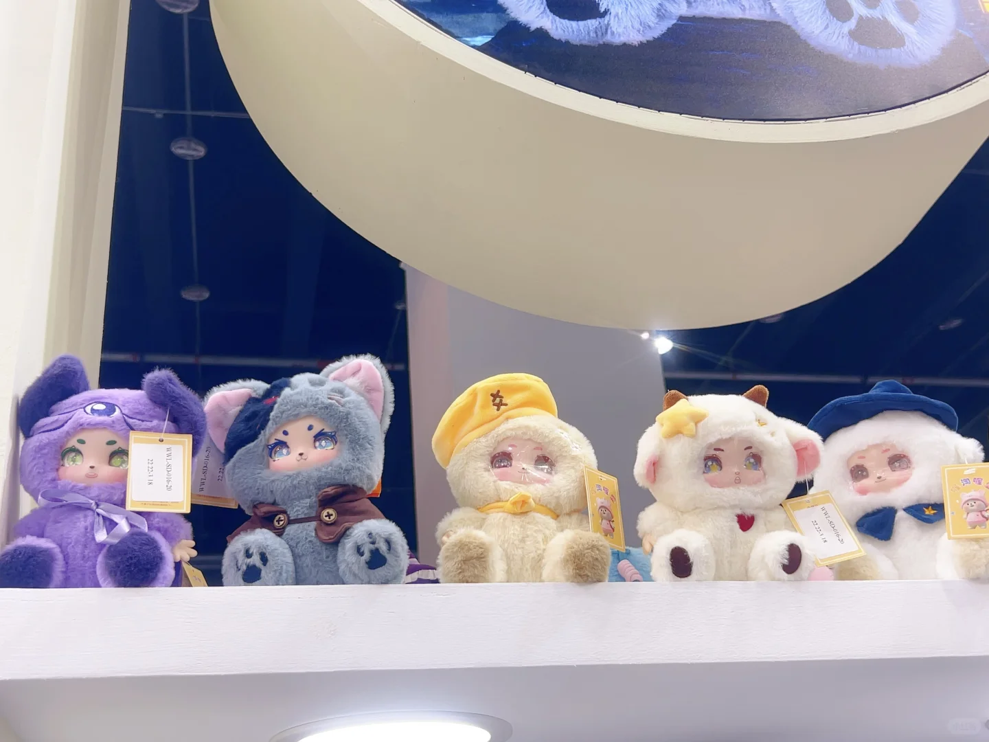 在义乌潮玩馆，我把手机拍没电了❗️❗️