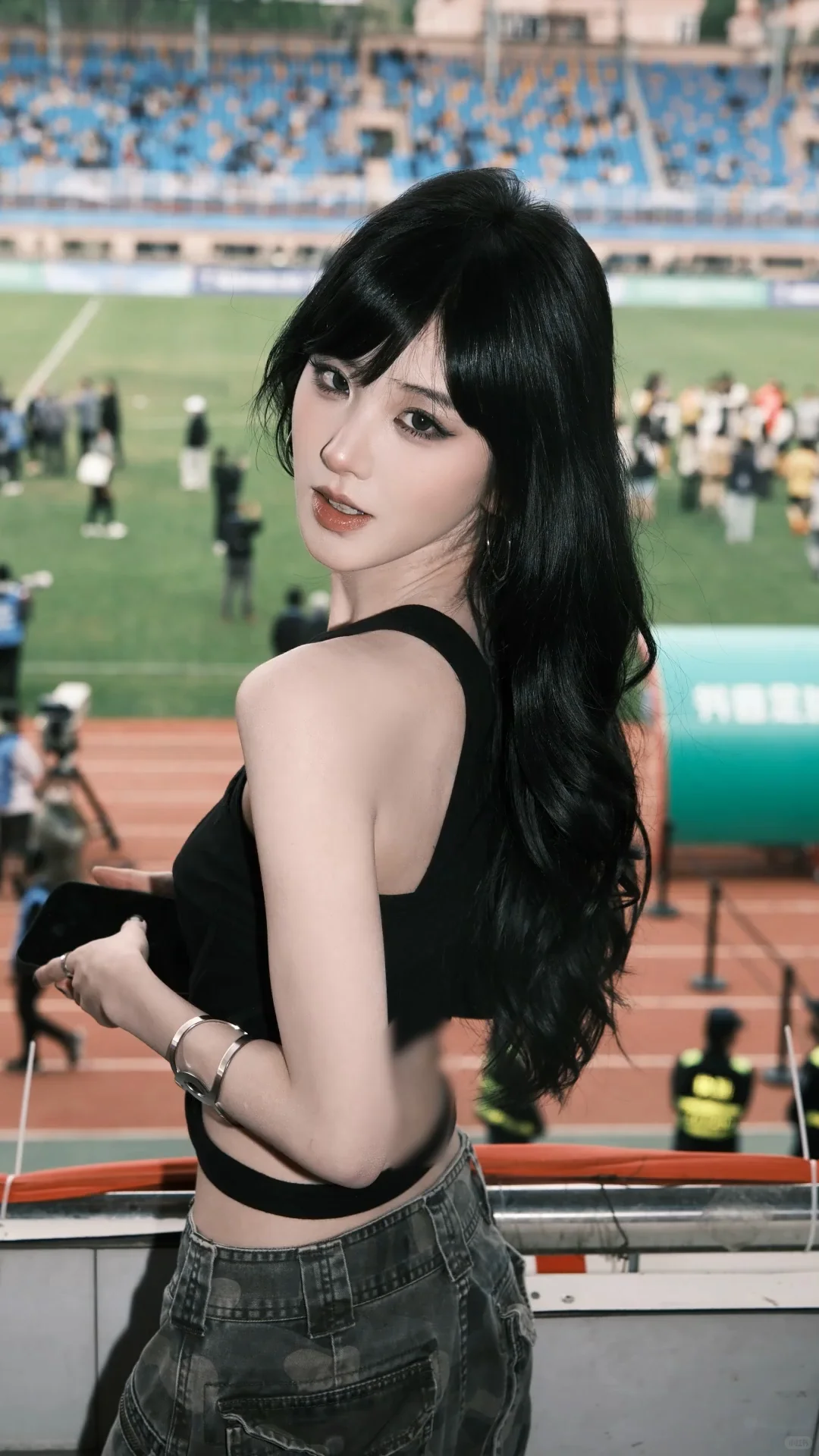 我说手上怎么多两双筷子原来是刷到我的菜了