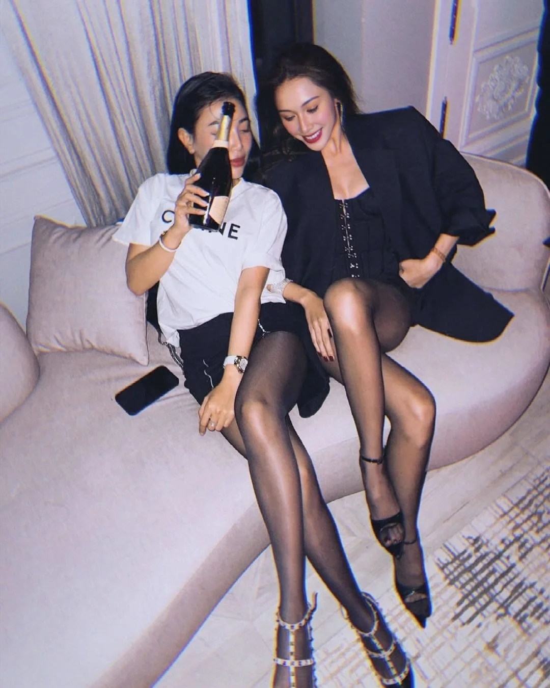 今天是辣妹和辣妹的夜茶?