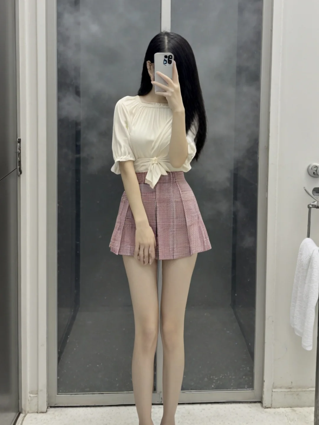 超短裙配哪件衣服才好出门？