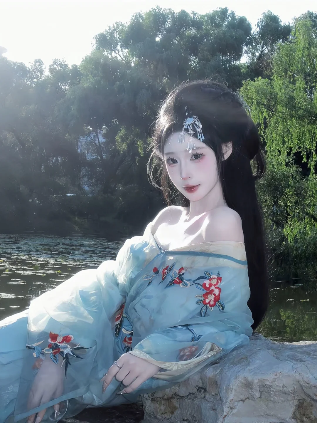 苏州汉服妆造?像小唯一样慑人心魄