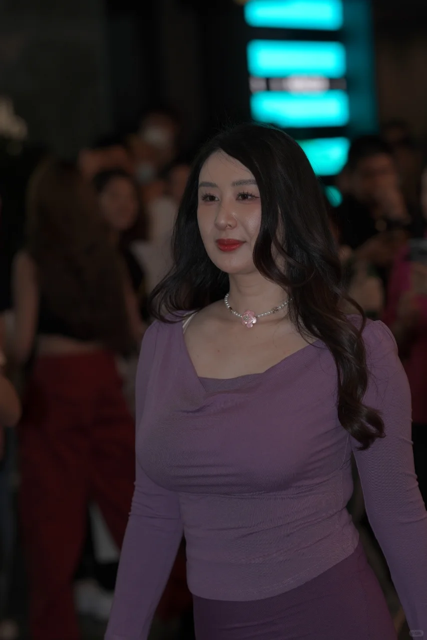 置顶?取图编号J4407