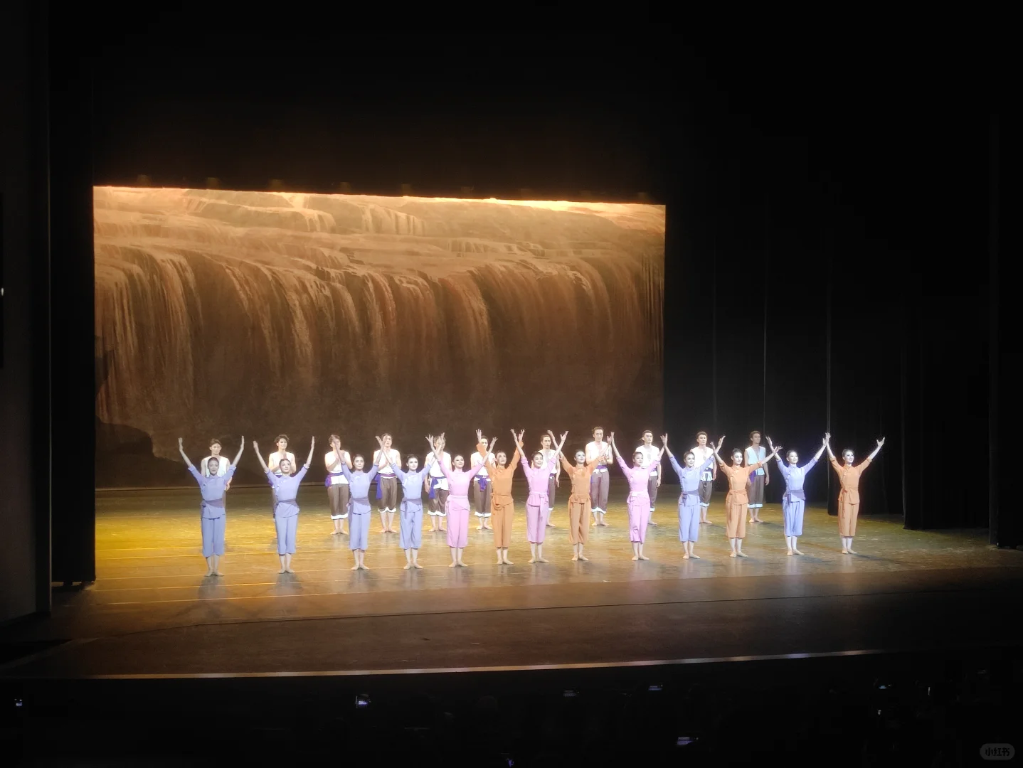 北京舞蹈学院之《舞动经典》