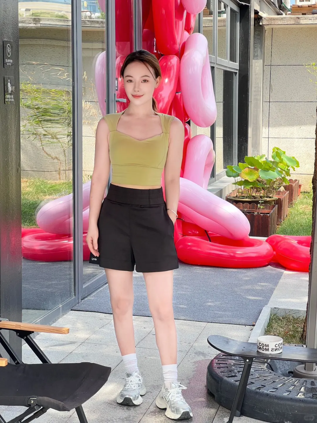 哇塞！LYVIA 瑜伽服竟然这么好看！