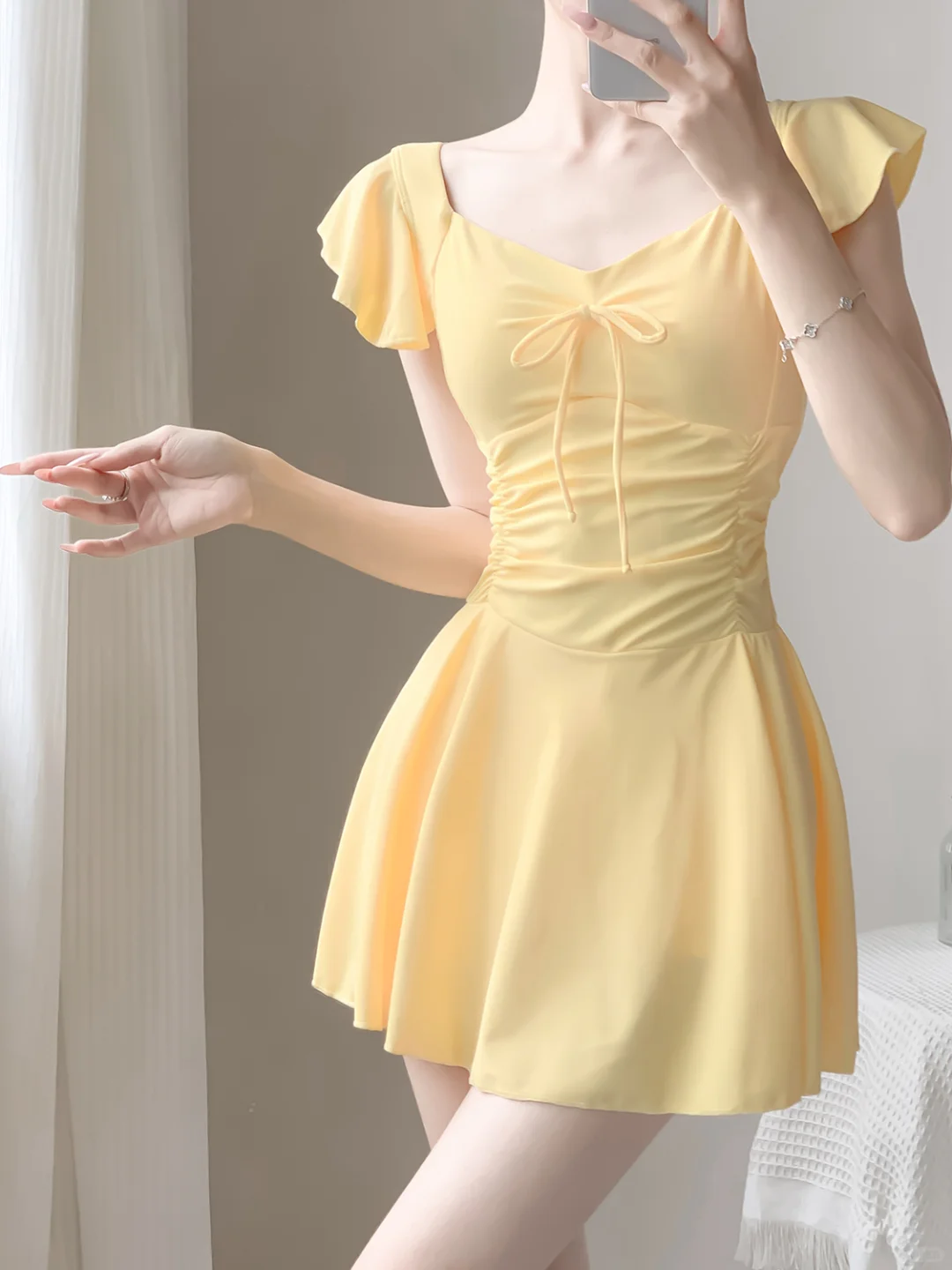 普通女孩也能穿出 “迪士尼在逃公主” 感!