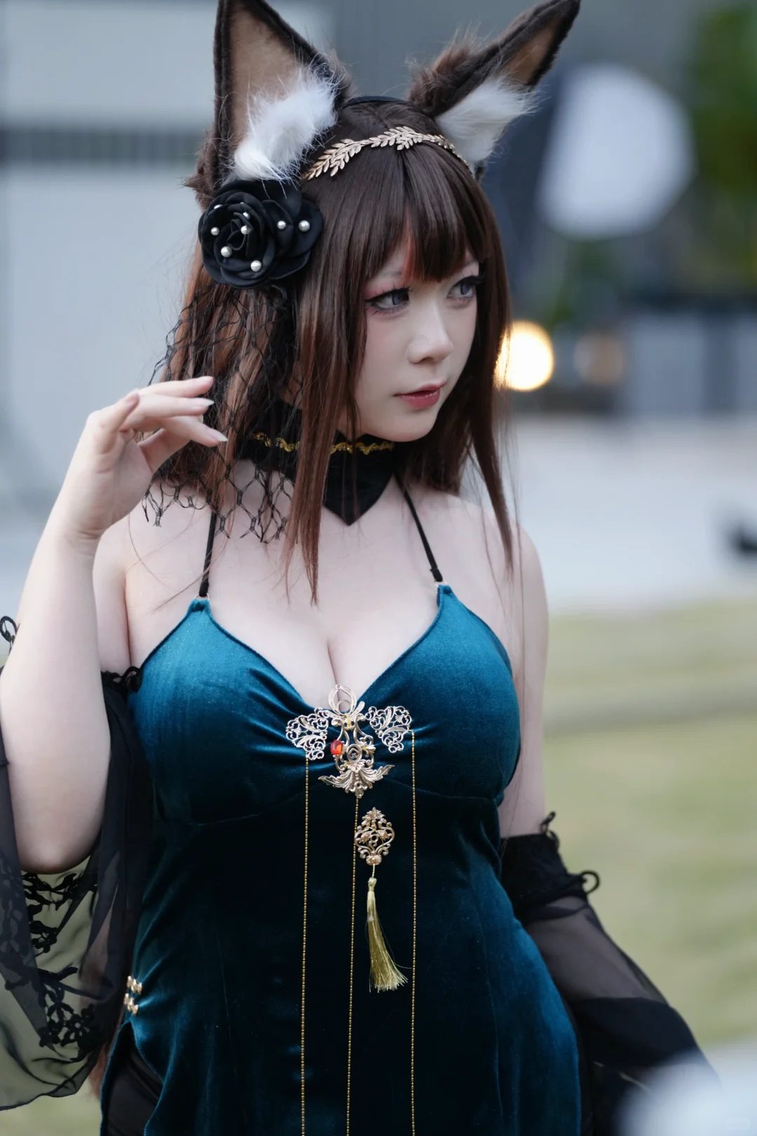 我不能把你逗笑，只能把你美哭