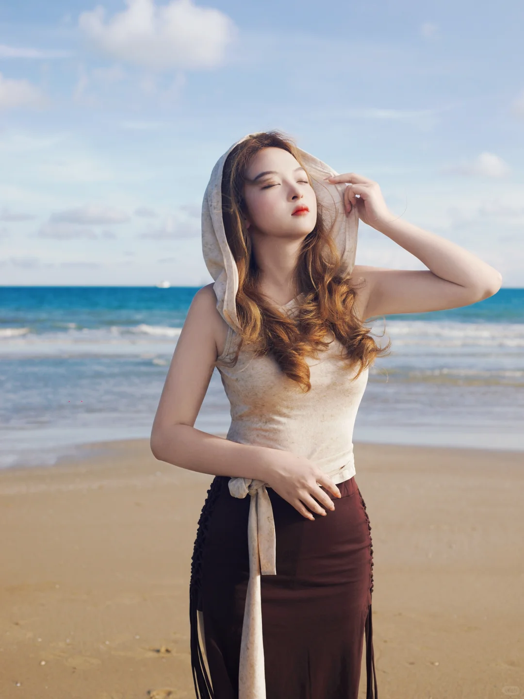 海边氛围感穿搭 | La Luna 美到开挂?